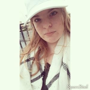 Meet your Posher, Maya